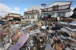 Aftermath of Sandy (Joel Cairo - NY Daily News)